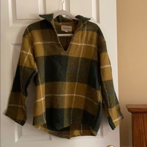 Green v neck overlayer plaid sweater